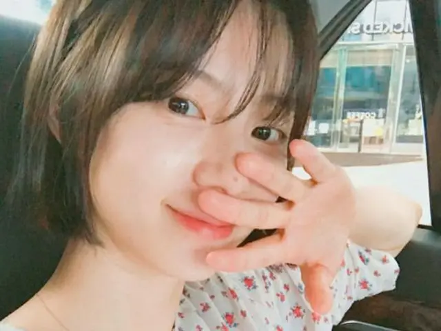 Actress Park Suzyen, updated SNS. Baby skin and pure appearance.