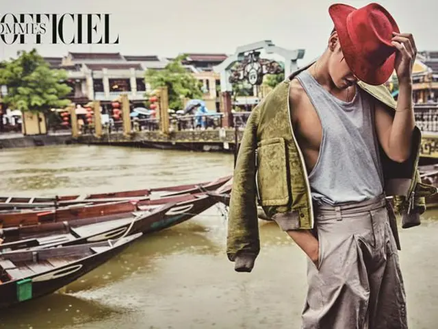 Actor Kim Young Kwang, releases pictures. From the magazine 'L' OFFICIEL HOMMES'.