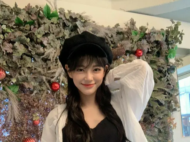 [T Official] gugudan has received a surprising Christmas gift Se Jeong Santa'sfairy visited for good