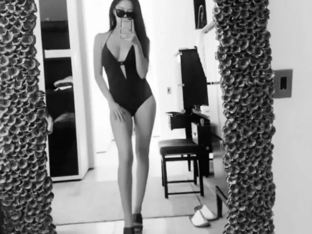 HYOMIN (T-ARA) reveals an exceptional swimsuit. Sexy beauty divergence. .. ..
