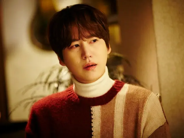 Kyuhyun (SUPER JUNIOR) will release digital single ”Moving On” on the 26th ofthis month.