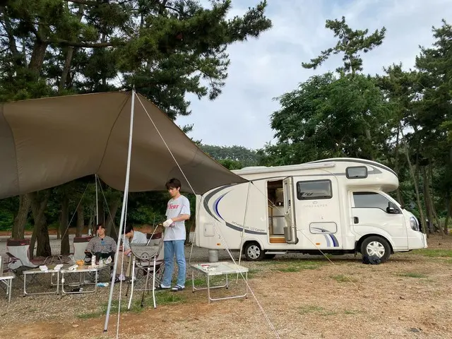 [T Official] ASTRO, Rocky Rocky Rocky, not Rocky!!Happy Birthday❤I think you loo