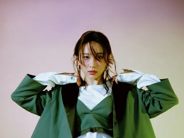 HANI (EXID) & IOI former member Lim NAYEON, released pictures. 1st Look. .. ..