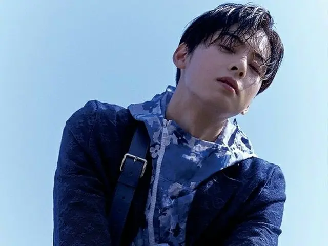 CHAEUNWOO (ASTRO), released pictures. W KOREA. A sculpture-like visual of a "fac