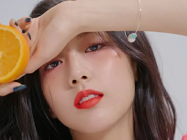 LOVELYZ Yein, photos from bnt.