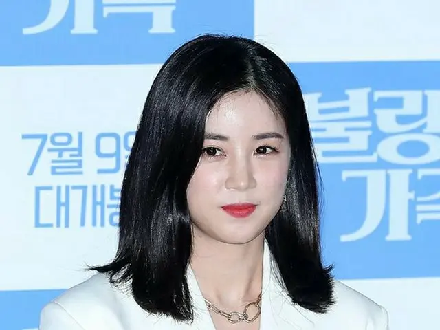 Apink Choron accuses her childhood friend of false facts for defamation and exto