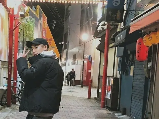 MONSTA x former member WONHO releases photos of memories in Japan. A photo of Om