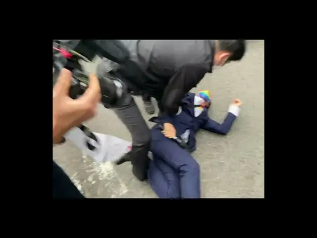 The overheating Seoul mayoral election, the moment when the candidate collapses 