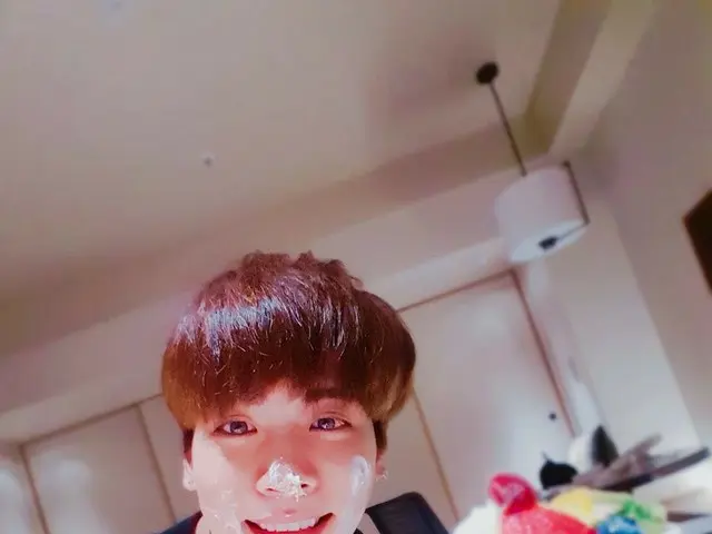 #SHINee Minho, the late Jong Hyun's birthday celebration SNS is Hot Topic in Kor