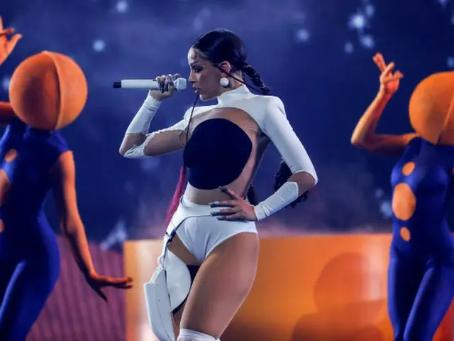 "2021 BillBo Ard Music Awards" Doja Cat's original costumes and stunning perform