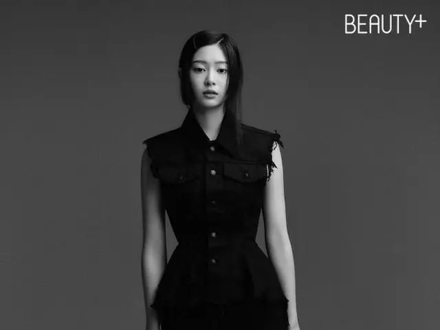 IZONE former member Kim Min Ju, released pictures. BEAUTY +. .. ..