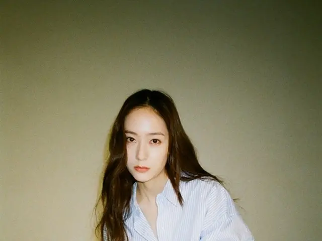 KRYSTAL (f (x)) releases new profile picture. Step up as an actress.