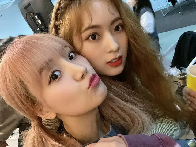 [T Official] CherryBullet, [#Haeyoon #HAEYOON] What is a roulette wheel? !! 🧚♀️