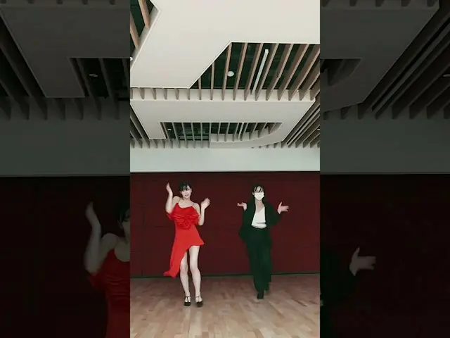 [Official] "TWICE", MOMO's Magarita Dance released.  