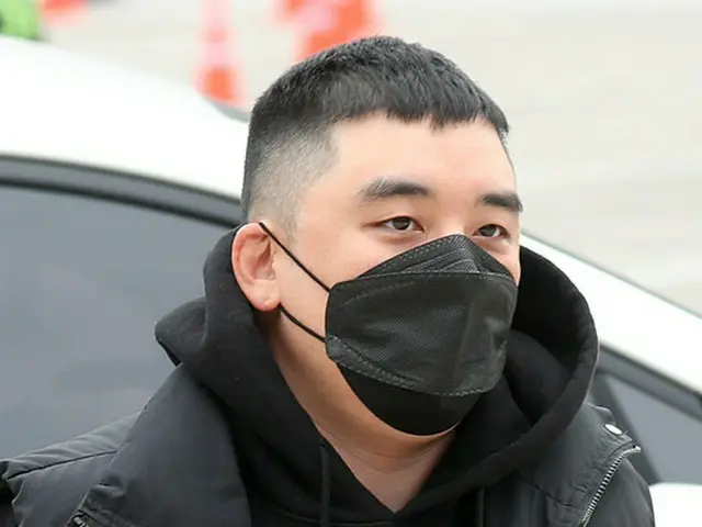 VI (former BIGBANG) puts discharge on hold for trial ... Transferred to military