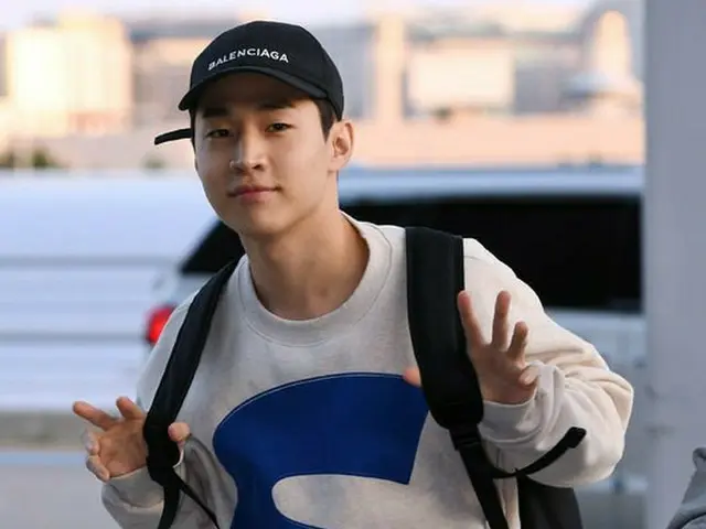 Henry (SUPER JUNIOR M), departed to Australia to appear on ”KCON”. @ IncheonInternational Airport.