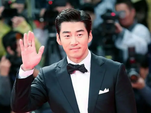 god's former member and now an actor Yoon Kye Sang, appeared on Red Carpet, the”22nd Busan Internati