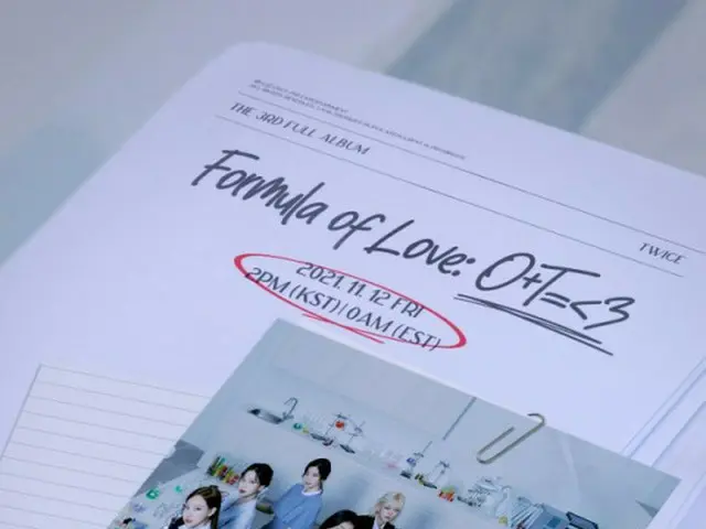 "TWICE", 3rd full album "Formula of Love: O + T = <3" will be released on 11/12.