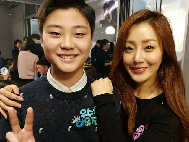 Lee You Jin, the actor who plays the son of Chin Jin-hee, who plays the actress 