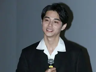 Masahiro Higashide, a controversial actor who has an affair with Karata Erika, i