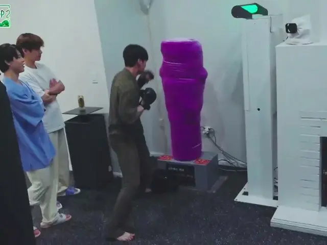 [D Official big] I'm finally being punched by JK! THANK god ..