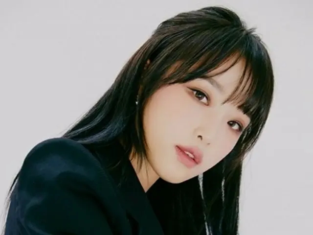 IZONE former member Choi Ye-na spells out his feelings directly about malicioushoaxes. ”I'm not the