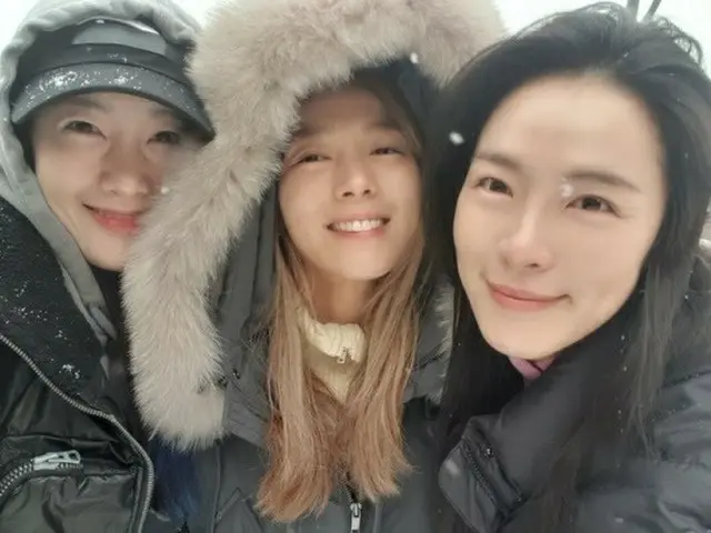 Photo with Sone (former Wonder Girls), Kahi (former AFTERSCHOOL) & Byul isreleased. The three are co