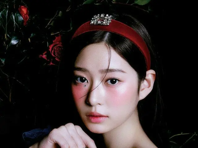 Kim Min Ju (former IZONE), released pictures. W KOREA. .. ..