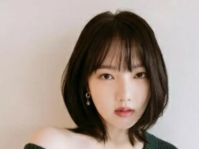 former GFRIEND Yerin to make her solo debut in May. .. ..