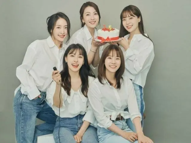 It is reported that ”KARA” is discussing about a comeback on the 15thanniversary of its debut. .. ..