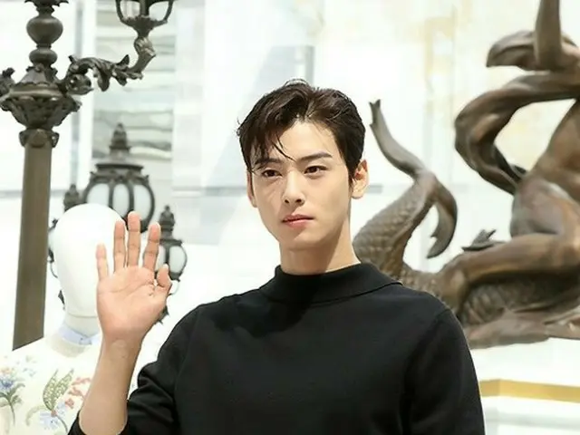 Cha EUN WOO (ASTRO) attended DIOR Winter Collection Photo Event. .. ..