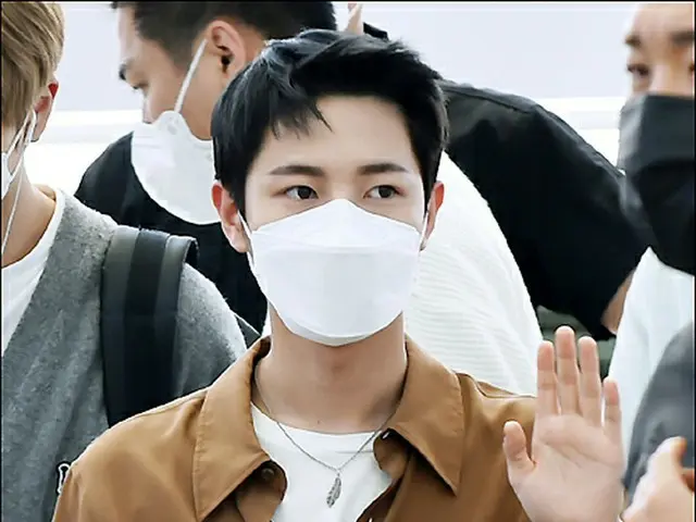 NCT DREAM Ronjun infected with COVID-19. .. ..