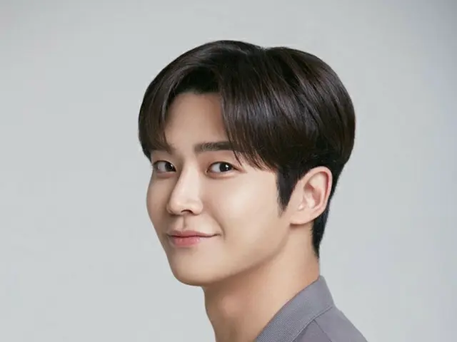 Ro Woon(SF9) & Yabuki NAKO were selected as the MCs for the Japan-Korea joint id