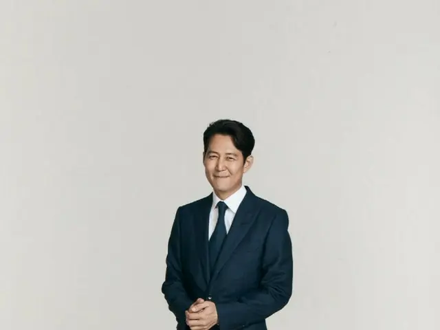 Actor Lee Jung Jae, today (8/9) JTBC ”Newsroom” appearance has been canceled...To prioritize the cov