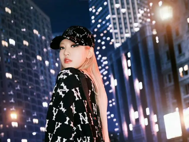 aespa, released the pictures. MLB. . .