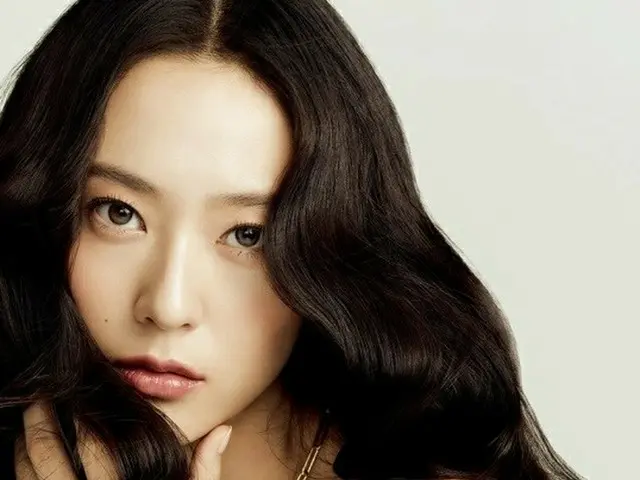 KRYSTAL (f(x)), released the pictures. marie claire. . .