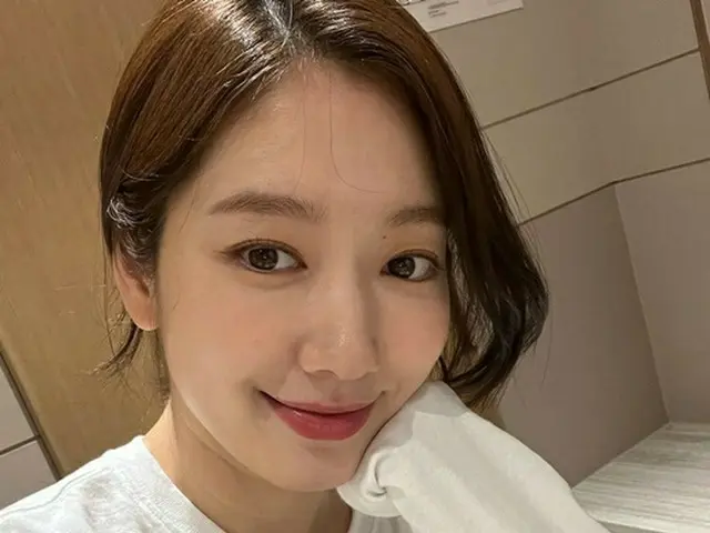 Park Sin Hye is reportedly coming back to work with the TV series "Doctor Slump"