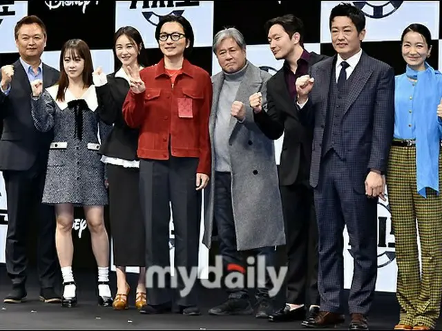 Actors Choi Min Sik, Son Seok, Lee DongHwi, Heo Sung Tae, Ryu Hyeon Kyeong, Son 