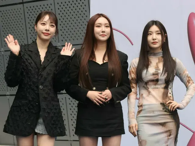 ”Brave Girls” Eunji, Minyoung & Yuna attended 2023 F/W Seoul Fashion Week @DDP.. .