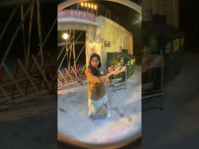 [Official] "TWICE", SET #DAHYUN FREE🗝 #TWICE #TWICE #READYTOBE #SETMEFREE .  