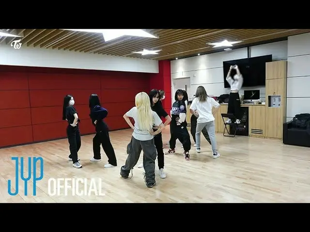 [ Official ] "TWICE", TWICE "SET ME FREE" Dance Practice Behind the Scenes .  