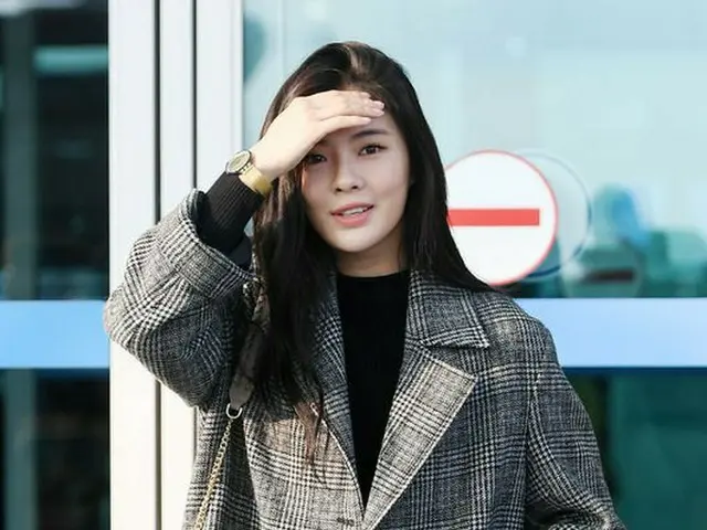 Actress Lee SunBin, departure to Bali for shooting pictures.