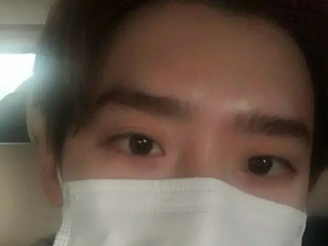 Actor Lee Jung Suk, SNS update. Wearing mask because of cold.