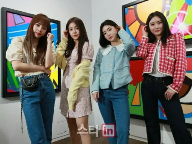 All 4 members of Brave Girls will re-start with Warner Music Korea anddiscussing the group name chan