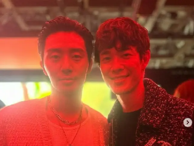 Actor Hio Miyazawa released photos with actor Park Seo Jun, JENNIE(BLACKPINK) an