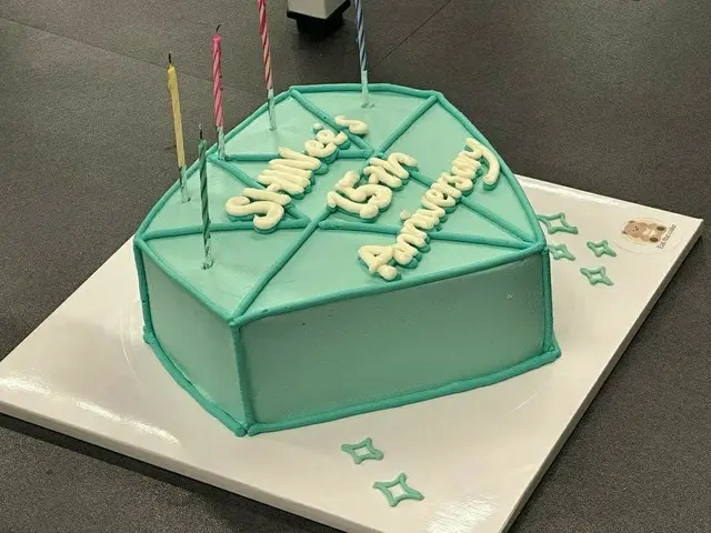 Onew (SHINee), who announced take a rest, updated Instagram. ●I apologize for ca