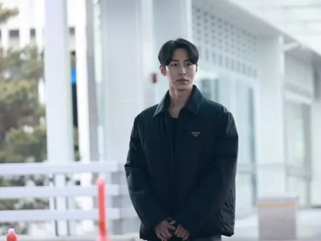 Actor Lee Jae Woo departs for Milan at Incheon International Airport.