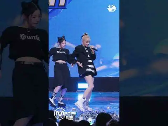 Cinderine NMIXX_  Lily Encore Live ㄷㄷ #NMIXX_ _  More from #M2? :D Facebook: X: 
