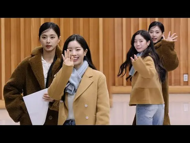 240227 TWICE_ _  Arrival Fancam by 스피넬 *Please do not edit or re-upload.