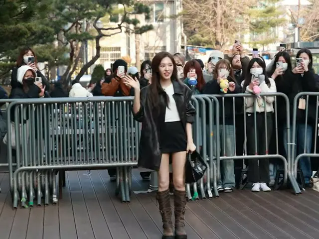 WENDY entered KBS on the morning of the 15th to pre-record “MUSICBANK”.